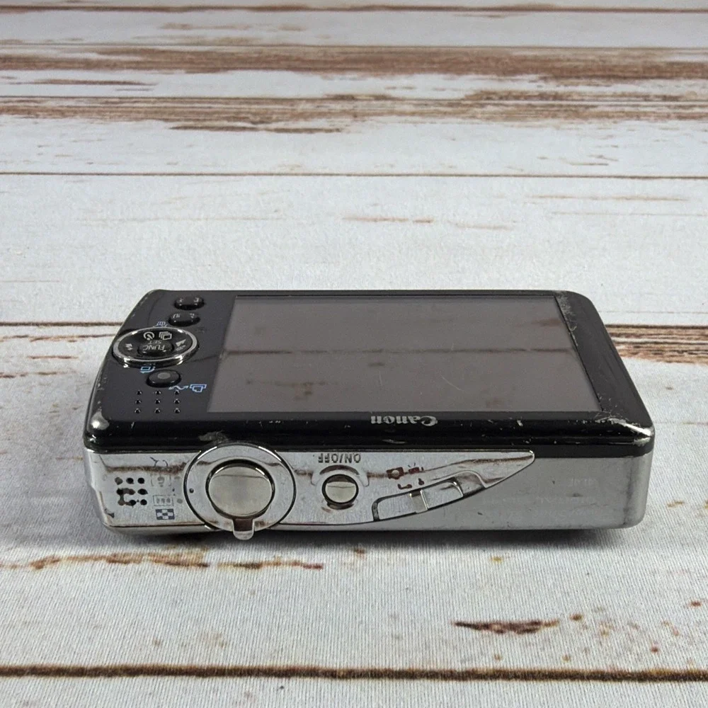 Canon PowerShot SD630 Digital ELPH 6.0MP Camera Parts Only Won't Power On